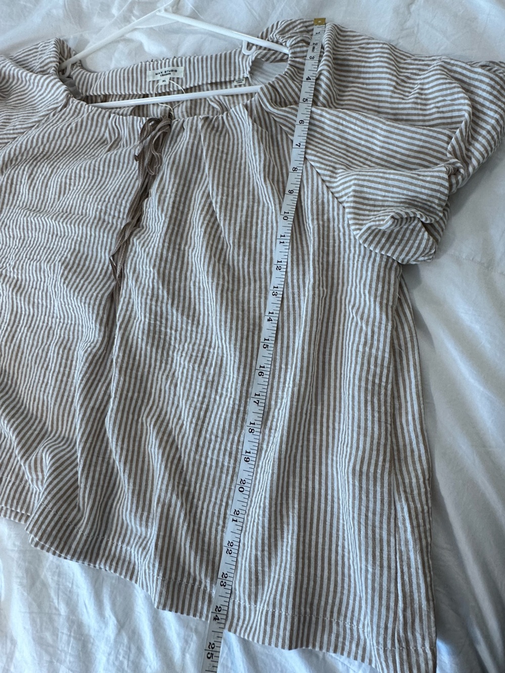 Max Studio Beige & White Striped Puff Sleeve Peasant Top - Picture 5 of 8